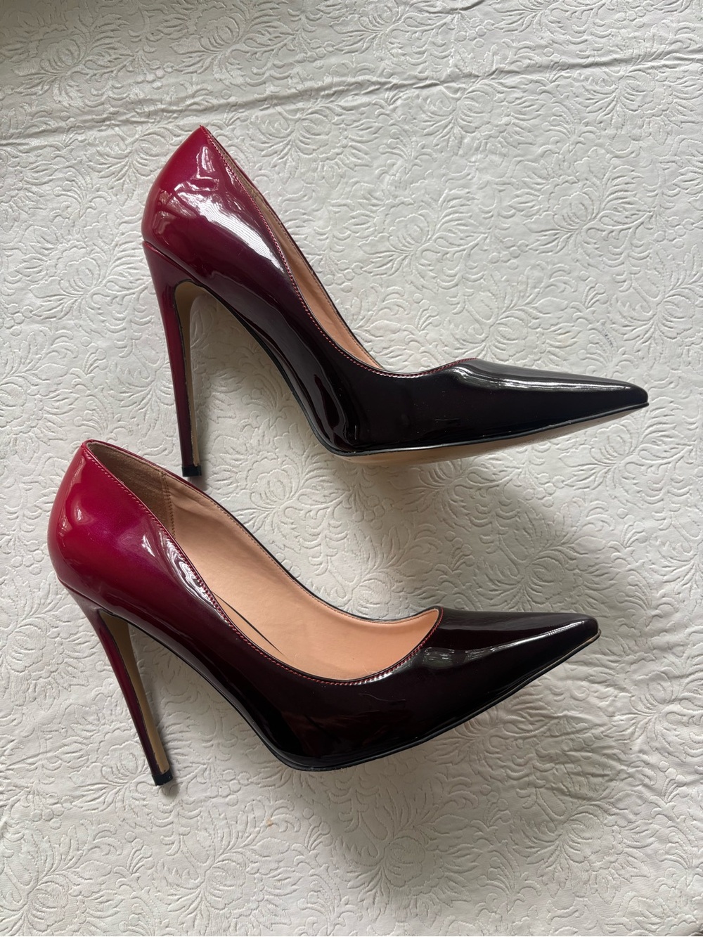 Marvis Classic Two-Tone Patent Pointed Toe Pumps in Burgundy and Black, Size 8.5